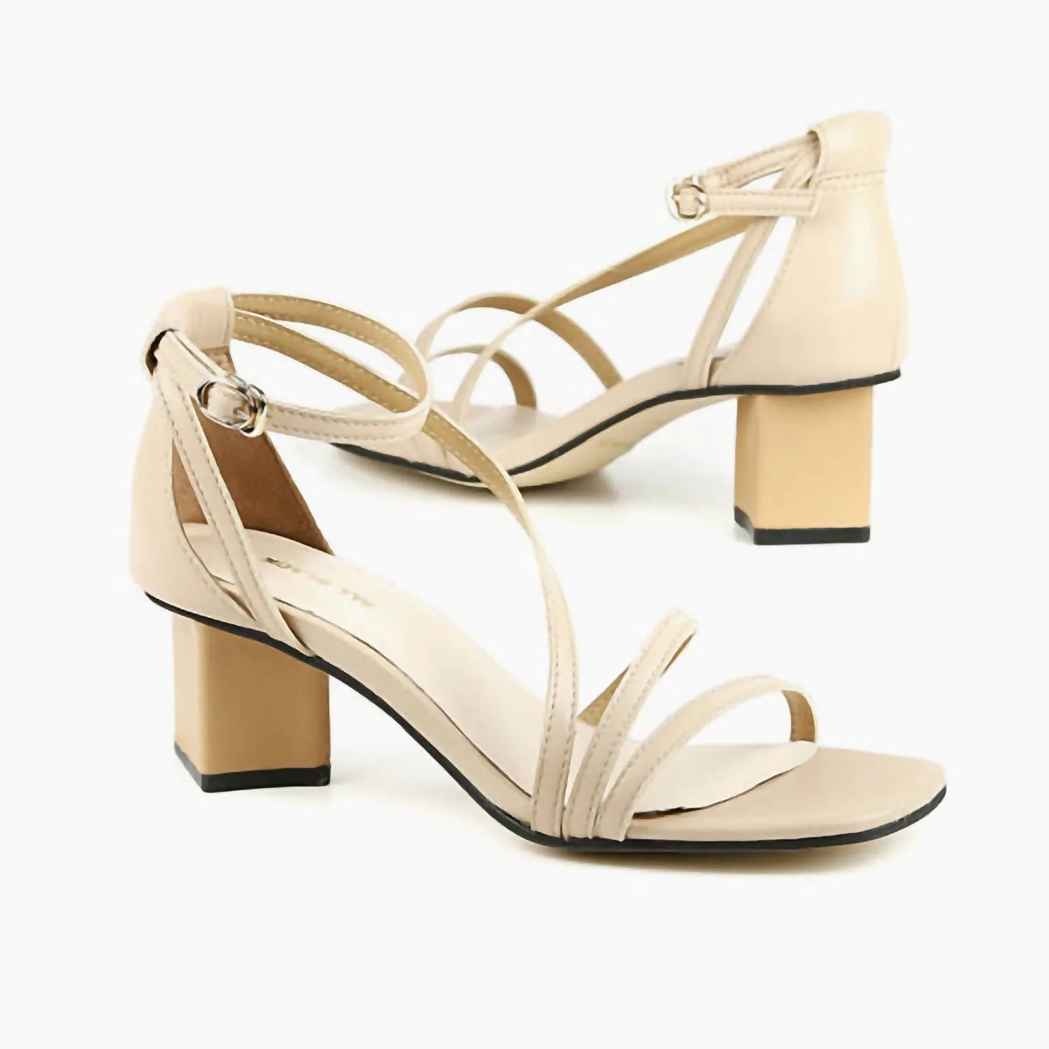 All Black - Women's Squared Off Heel