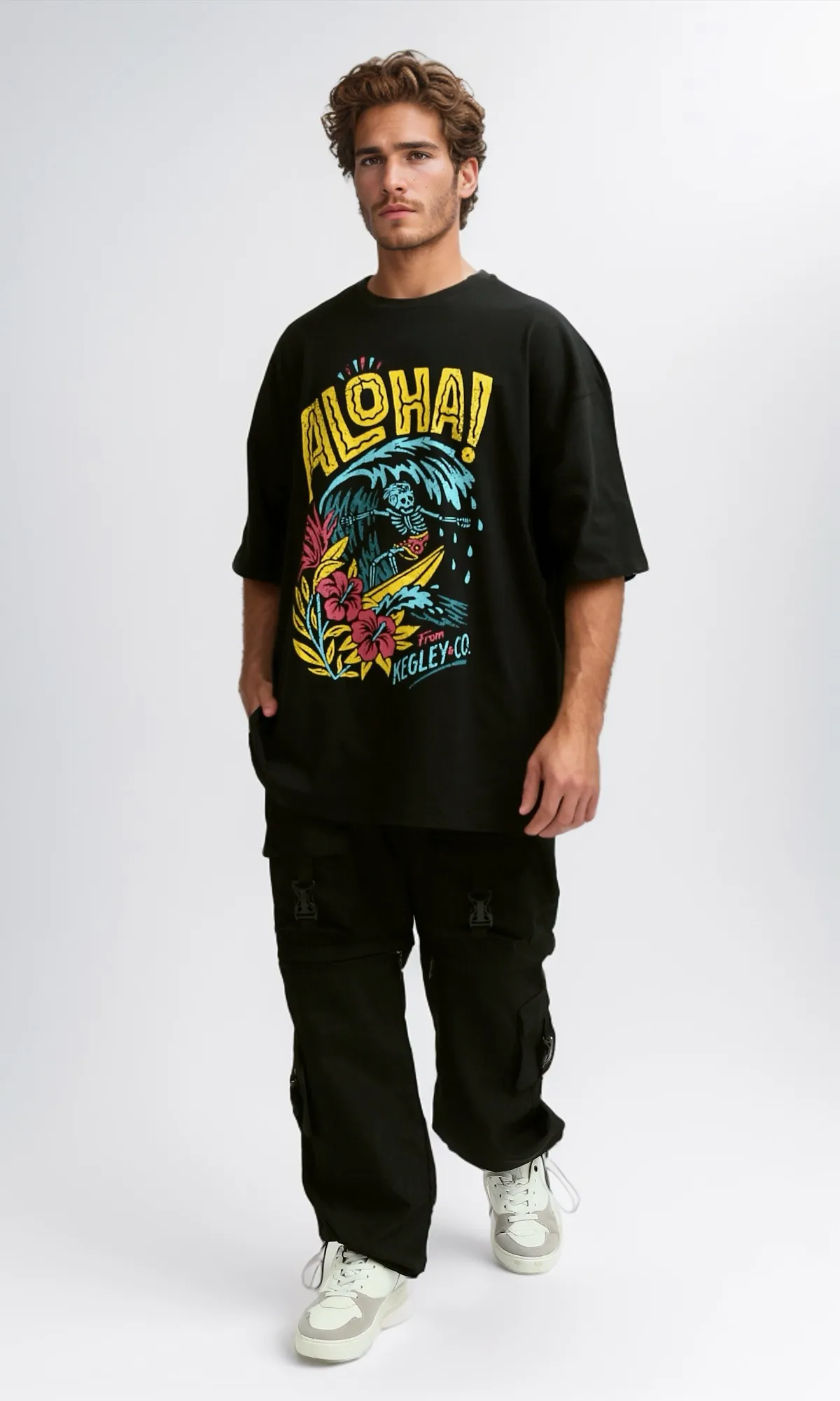 O182428 Round Neck Slip On Black Printed Tee
